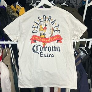 White Corona Extra Cinco De Mayo Parrot Graphic T-Shirt XL